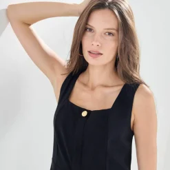 Robe longue boutonnée col carré
