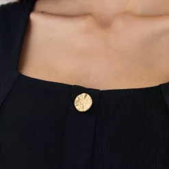 Robe longue boutonnée col carré