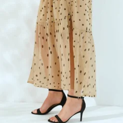 Robe longue cache-coeur sans manches voile imprimé