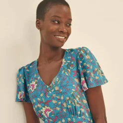 Robe longue col V imprimée, manches papillon