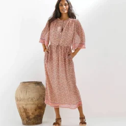 Robe longue en voile imprimé, manches papillon