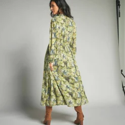 Robe longue imprimé floral finition macramé
