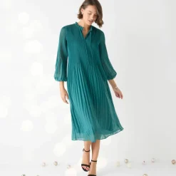 Robe unie mi longue, voile plissé