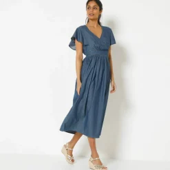 Robe volantée cache-coeur, denim léger