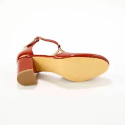 Salomés vernis à talon
