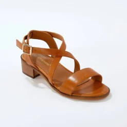 Sandales à brides croisées en cuir