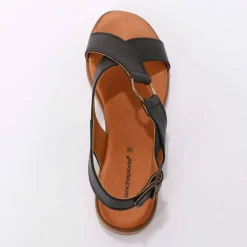 Sandales brides croisées en cuir