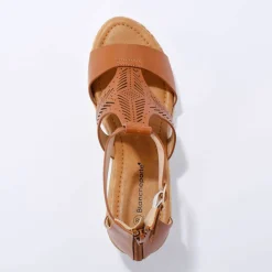 Sandales compensées ajourées