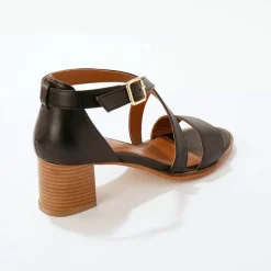 Sandales en cuir à talon
