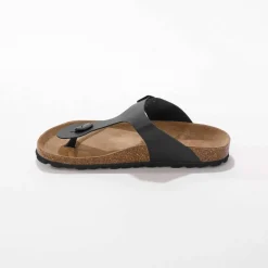 Sandales entredoigts cuir à boucle réglable