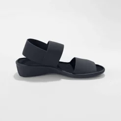 Sandales élastiquées