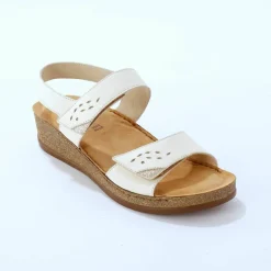 Sandales scratchées largeur confort en cuir