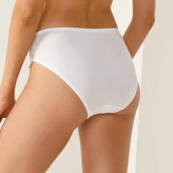 Slip maille satinée et tulle brodé Caprera