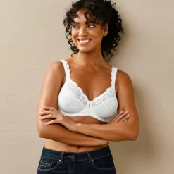 Soutien-gorge emboîtant en maille satinée et dentelle «Stelina