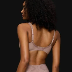 Soutien-gorge emboîtant 