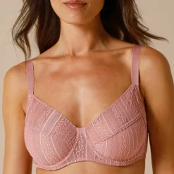 Soutien-gorge forme emboîtante en dentelle assortie - lot de 3