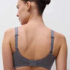 Soutien-gorge forme emboîtante maille satinée Hedona- avec armatures