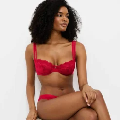 Soutien-gorge forme emboîtante 