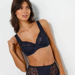 Soutien-gorge forme emboîtante tulle brodé stretch et microfibre Batlow- avec armatures