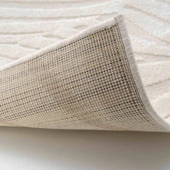 Tapis rectangulaire, motif végétal en relief