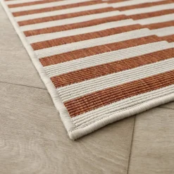 Tapis rectangulaire à rayures