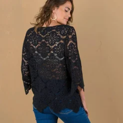 Top macramé à écailles, manches pagodes