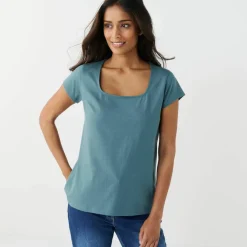 T-shirt col carré, manches courtes