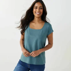 T-shirt col carré, manches courtes