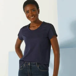 T-shirt col rond dentelle