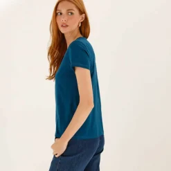 T-shirt col V dentelle