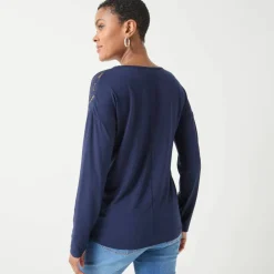 T-shirt col V manches longues dentelle