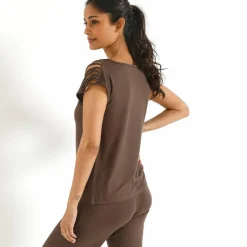 T-shirt maille unie, laçage épaules