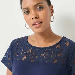 T-shirt manches courtes dentelle