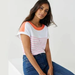 T-shirt rayé col bateau, manches courtes
