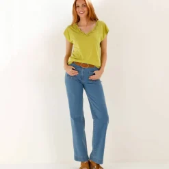 T-shirt uni, col V macramé