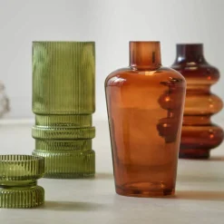 Vase lisse en verre ambré