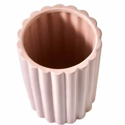 Vase strié céramique rose