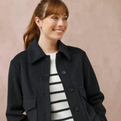 Veste courte en drap de laine