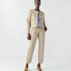 Veste unie boutonnée, col rond